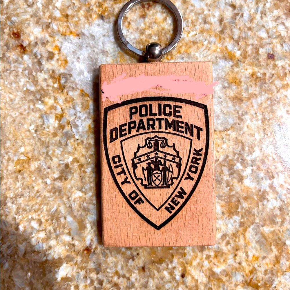 I CAN MAKE NYPD / NYPD SCHOOL CROSSING GAURD / FDNY / EMS KEY RINGS LIKE IN PIC.